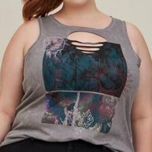 🆕 NWT Women’s torrid 3 LoveSick Front Slash Tank - Cotton Palm Dreams Grey Wash